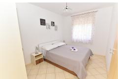 Appartamenti Lovre Appartamento 3 – A4+2 foto 3