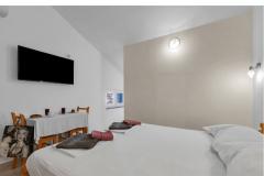 Pine Canopy Studios and Appartamenti Appartamento 9 – A10 foto 2