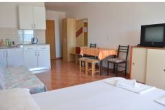 Appartamenti Mirnna Appartamento 4 – II-5B foto 2