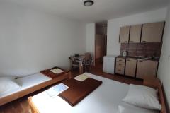 Appartamenti Vrđuka Camera 4 – Studio foto 1
