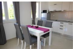 Appartamenti Gorica 1- with Pool, 200 Appartamento 1 – Gorica 1/6 foto 4
