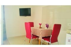 Appartamenti Gojak Makarska Appartamento 1 – 2+1 rozi foto 2
