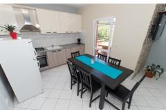 Appartamenti con piscina Appartamento 3 – MAIDARI foto 4