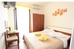Camere Bili Galeb BED? Camera 2 – yellow foto 3