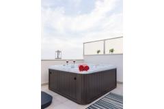 Bubbles Luxury Penthouse with jacuz Appartamento 1 – Podstrana foto 1