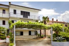 Appartamenti Brle Appartamento 1 – A4+2 foto 1
