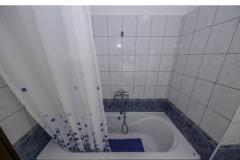 APARTMANI DEBELIĆ Appartamento 1 – Dobrila 1 foto 4