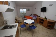 Appartamenti Mitan Appartamento 2 – 2.A2+2 foto 2
