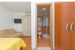 Appartamentots Šestić Appartamento 3 – AP2+1 foto 4