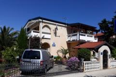 Appartamenti Leona Appartamento 1 – Apartman 3 foto 1
