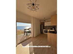 Beachfront Appartamenti A+M