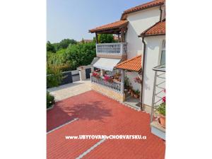 Appartamenti Mila-Casa Bianca 