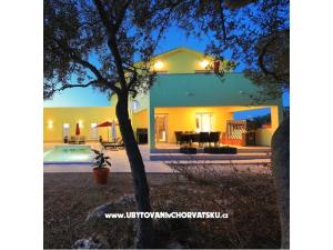 Villa Gaby with heated pool