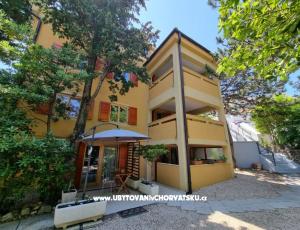 Appartamenti Casia