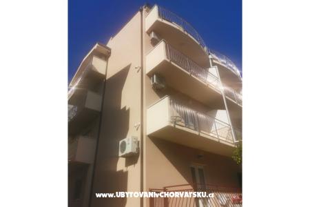 Appartamenti Divić - Villa Mateo  Baska Voda Croazia