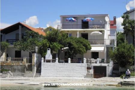 Appartamenti Mikulandra sulla spiaggia Bibinje Croazia