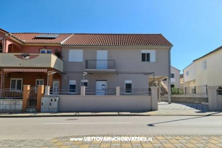Appartamenti Ćelić Biograd Croazia