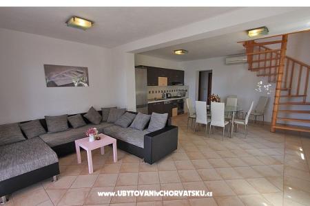 Beachfront Appartamenti Baricevic wit foto 3