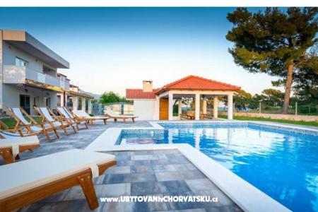 Villa Appartamenti Marko foto 3