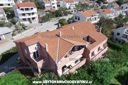 Apartm. Vlahinić Mirjana i Valerija Isola di Krk Croazia