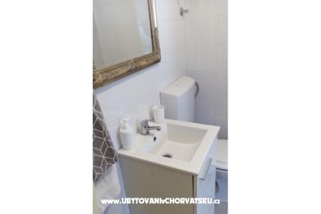 Studio Appartamento Centar foto 4