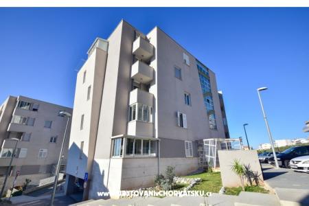 Sunshine Appartamento Makarska foto 3
