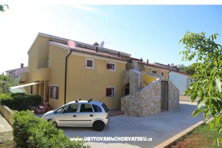 Appartamento Oliva D1 con piscina foto 4