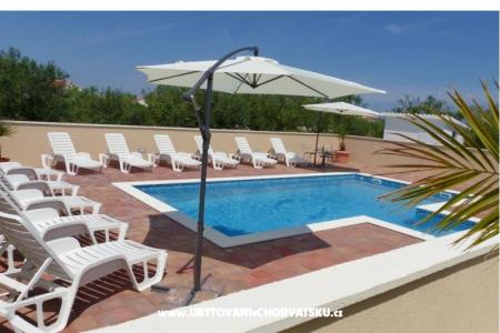 POOL HOUSE STIPE Nin - Zadar Croazia