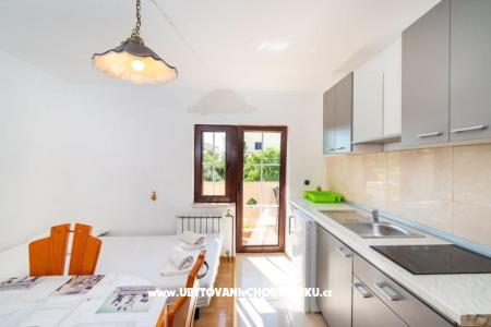 Villa Omra Appartamenti foto 3