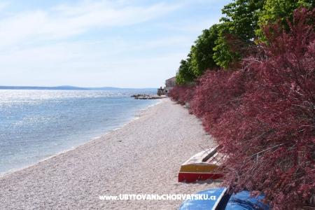 u2 adria Omis Croazia