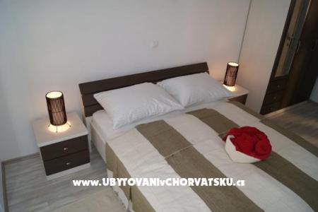 4**** apartments con piscina  foto 3