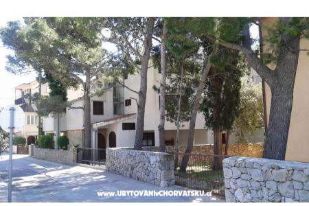 Appartamenti Patarčić Omis Croazia