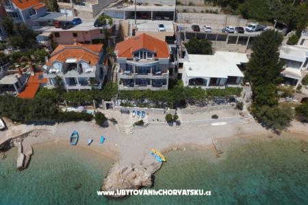 Appartamenti Mario Omis Croazia