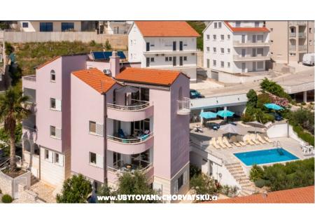 Appartamenti Peric Omis Croazia