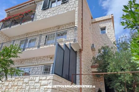 Appartamenti Toma Omis Croazia