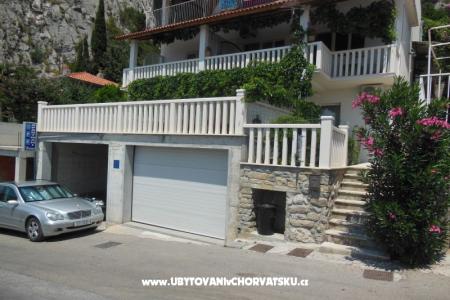 Petar apartmani Omis Omis Croazia