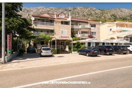 Appartamenti TOMAS  Omis Croazia