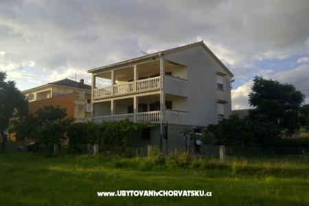Appartamenti Ćurić Povljana foto 2