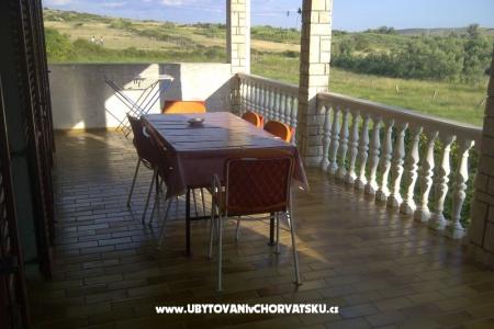Appartamenti Ćurić Povljana foto 4