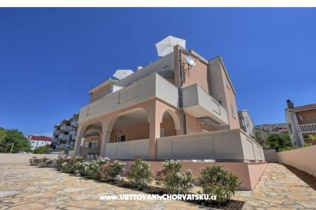 VILLA MAGENA  Isola di Pag Croazia