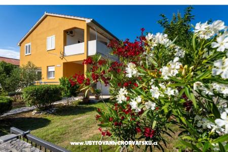 Appartamento Agava Seline Starigrad Paklenica Croazia