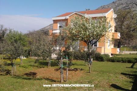 Appartamenti Mirjana*** Starigrad Paklenica Croazia