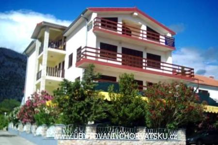 Appartamenti Voyage Starigrad Paklenica Croazia