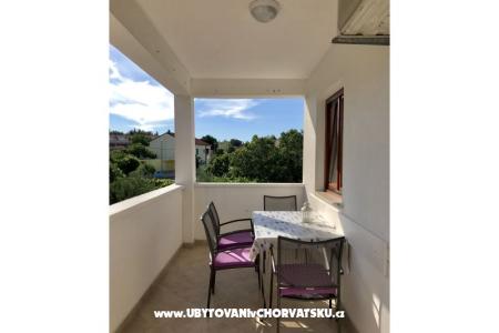 Appartamenti Tina Pakoštane foto 2
