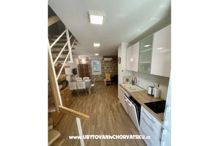 Casa di pietra Pakostane foto 2