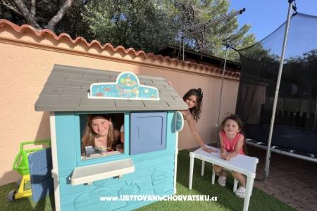 Appartamenti con piscina Villa Julia 3  foto 5