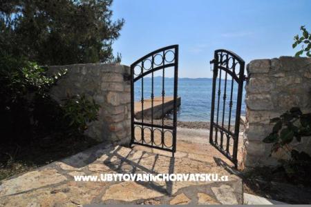 Vila Emila Petrcane Croazia