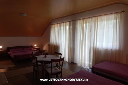 Private accomodation Abrlić foto 3