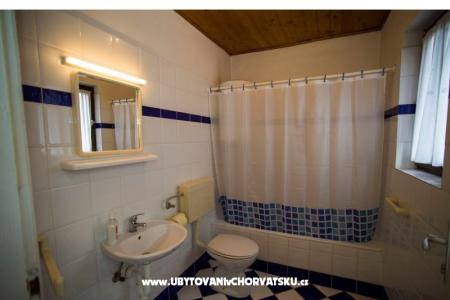 Camere Roza foto 2