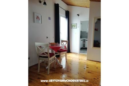 G- attic apartman foto 5